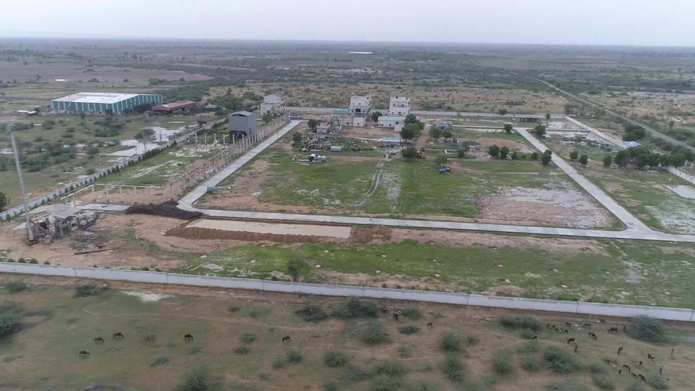 Birthday decor with purple balloons and candles